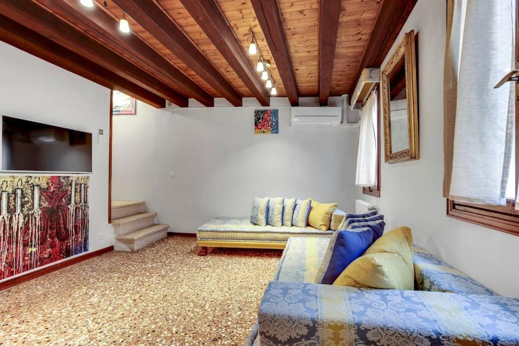 Ca Dei Zoti3 With Luggage Room Венеция Экстерьер фото